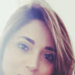 Meet your Posher, Carolina